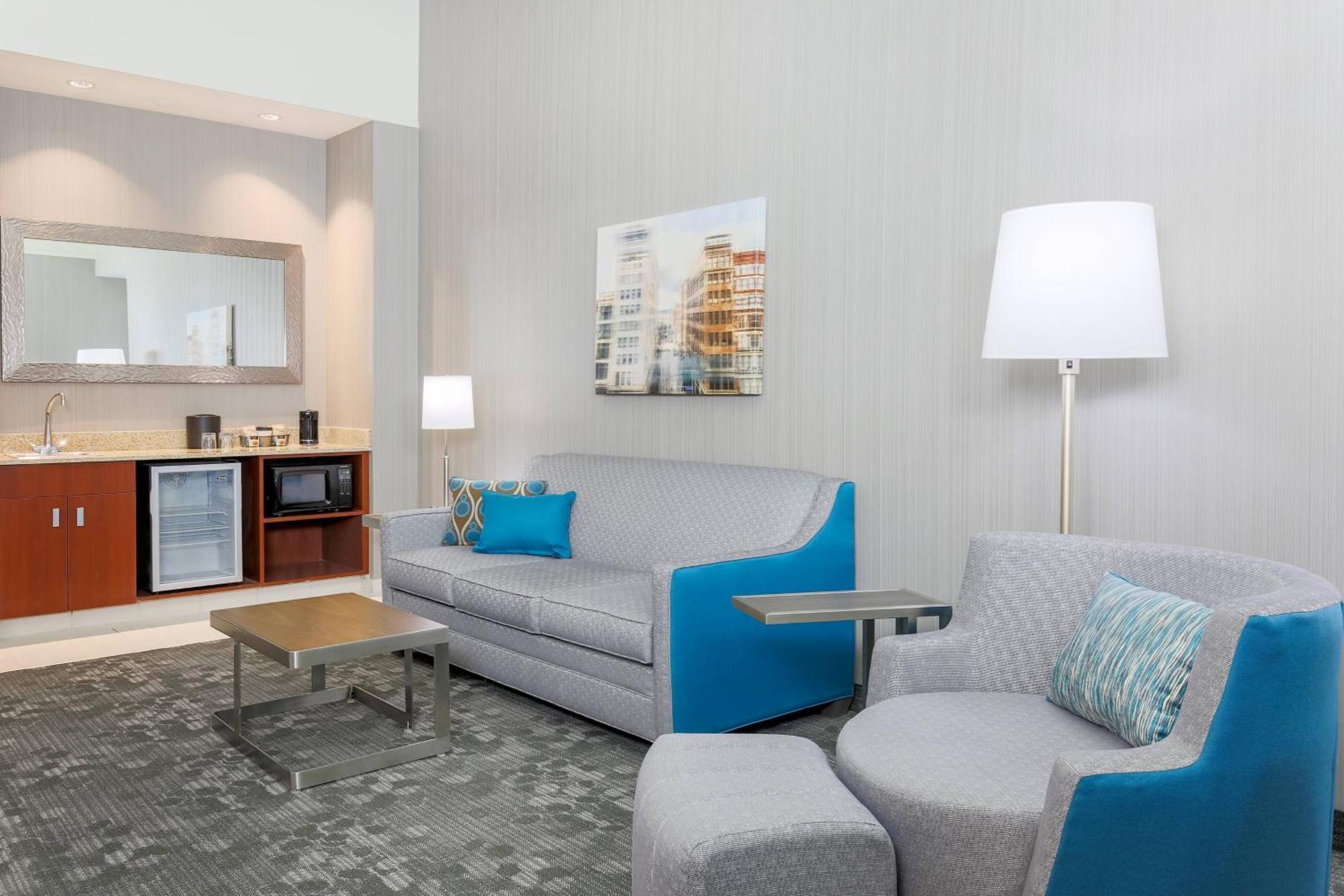 Отель Courtyard By Marriott Pittsburgh Downtown Экстерьер фото