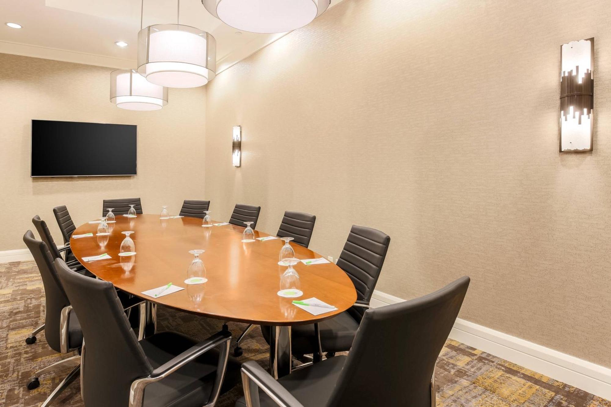 Отель Courtyard By Marriott Pittsburgh Downtown Экстерьер фото